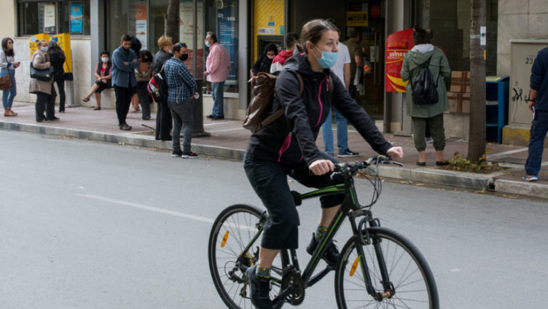 Στο επίκεντρο της πανδημίας και πάλι η Θεσσαλονίκη με 823 κρούσματα