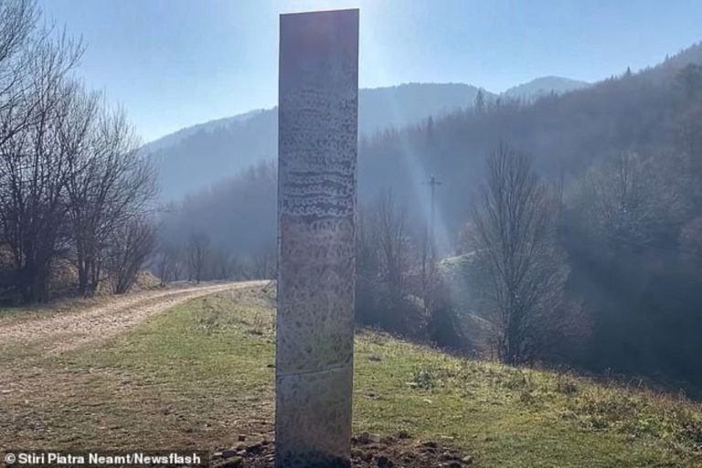 Νέα τροπή στο μυστήριο των μονόλιθων: Εμφανίστηκε ένας ακόμη στη Ρουμανία