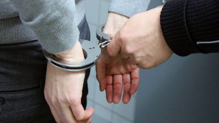 Χανιά: Σύλληψη 37χρονου που έκανε άσεμνες χειρονομίες σε παραλία