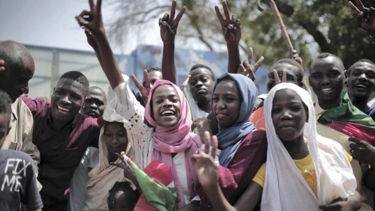 Σουδάν: Απαγορεύτηκαν οι παιδικοί γάμοι και οι κλειτοριδεκτομές