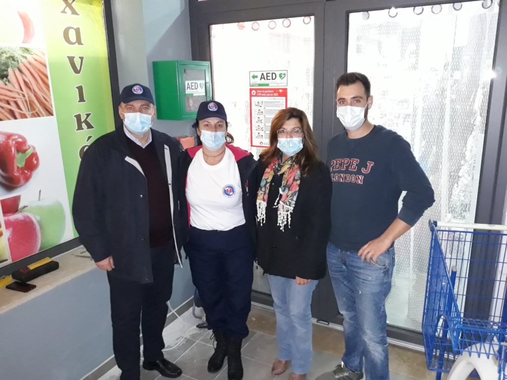 Λέρος: 16 απινιδωτές εγκαθιστά η Ομάδα Έρευνας και Διάσωσης
