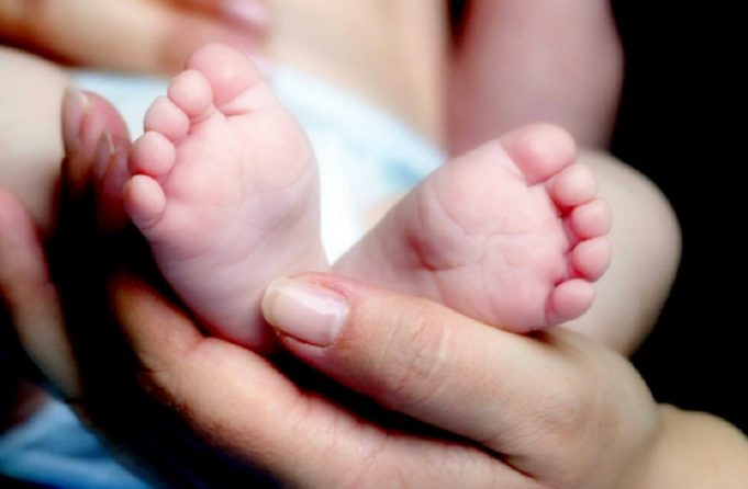 Αυξημένος ο κίνδυνος εισαγωγών στο νοσοκομείο για τα παιδιά που γεννήθηκαν πρόωρα, σύμφωνα με βρετανική έρευνα