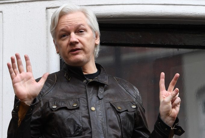 Διαδικτυακή εκδήλωση για τον Julian Assange