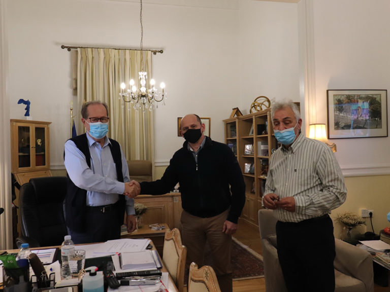 Πελοπόννησος: Σύμβουλος για το εθνικό πρόγραμμα ανάπτυξης