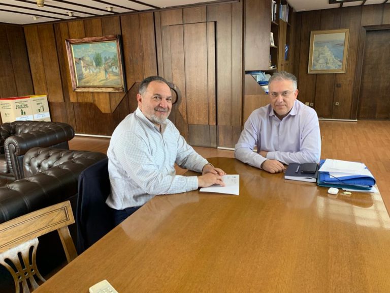 ΠΕΔ Κρήτης: Επικοινωνία Κουράκη με ΥΠΕΣ-ΚΕΔΕ για τις καταστροφές
