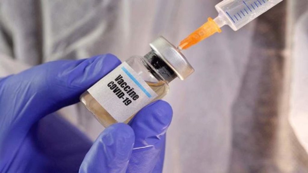 Βρετανική έρευνα προτείνει τη μεικτή δόση εμβολίων