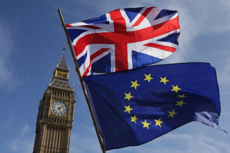 Πραγματικότητα το Brexit: Με 521 ψήφους υπέρ το βρετανικό κοινοβούλιο ενέκρινε τη συμφωνία