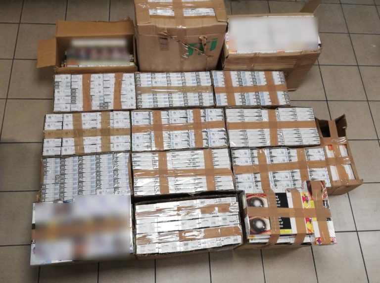 Θεσσαλονίκη: Τρεις συλλήψεις για διακίνηση λαθραίων τσιγάρων