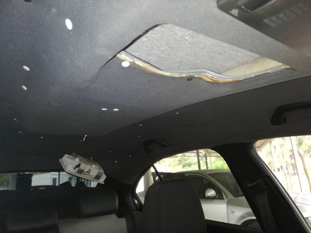 Κορινθία : Είχαν κρύψει 5 κιλά ηρωίνης και 165 γρ. κοκαΐνης σε οροφή αυτοκινήτου