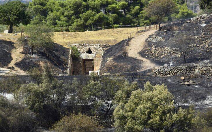 Μυκήνες: Σε γυμνό καλώδιο από ρευματοκλοπή οφείλεται η φωτιά στον αρχαιολογικό χώρο – Στον εισαγγελέα το πόρισμα