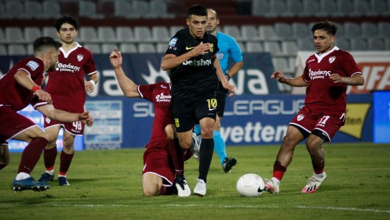 Ο Μάνος έστειλε τον Άρη ξανά στην κορυφή, 3-0 την ΑΕΛ στο «Αλκαζάρ» (δείτε τα highlights)