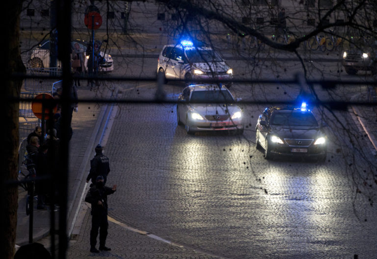 Βρυξέλλες: Σάλος με ροζ πάρτι που συμμετείχε ευρωβουλευτής – Η απάντησή του