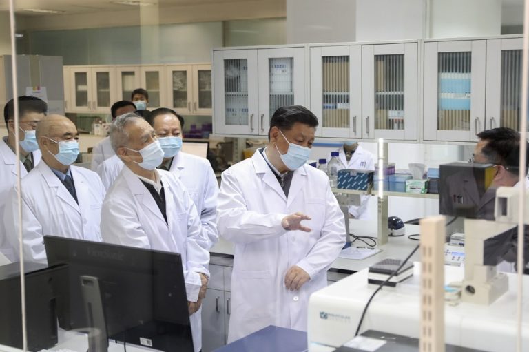 Η Κίνα αγοράζει το εμβόλιο των Pfizer/BioNTech