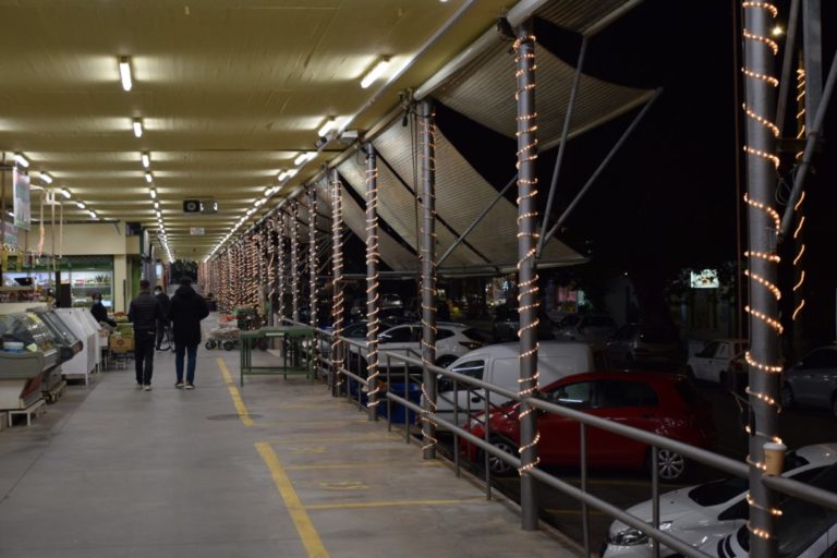 Καλαμάτα: Η λειτουργία της κεντρικής αγοράς κατά την εορταστική περίοδο