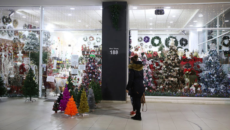Σταμπουλίδης: Ποια καταστήματα ανοίγουν τη Δευτέρα – Το ωράριο και τα μέτρα (video)