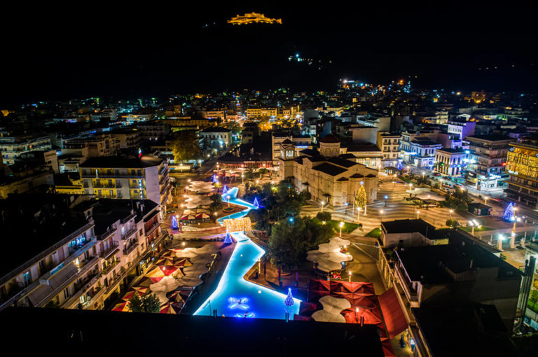 Εντυπωσιάζει το φωτισμένο Άργος