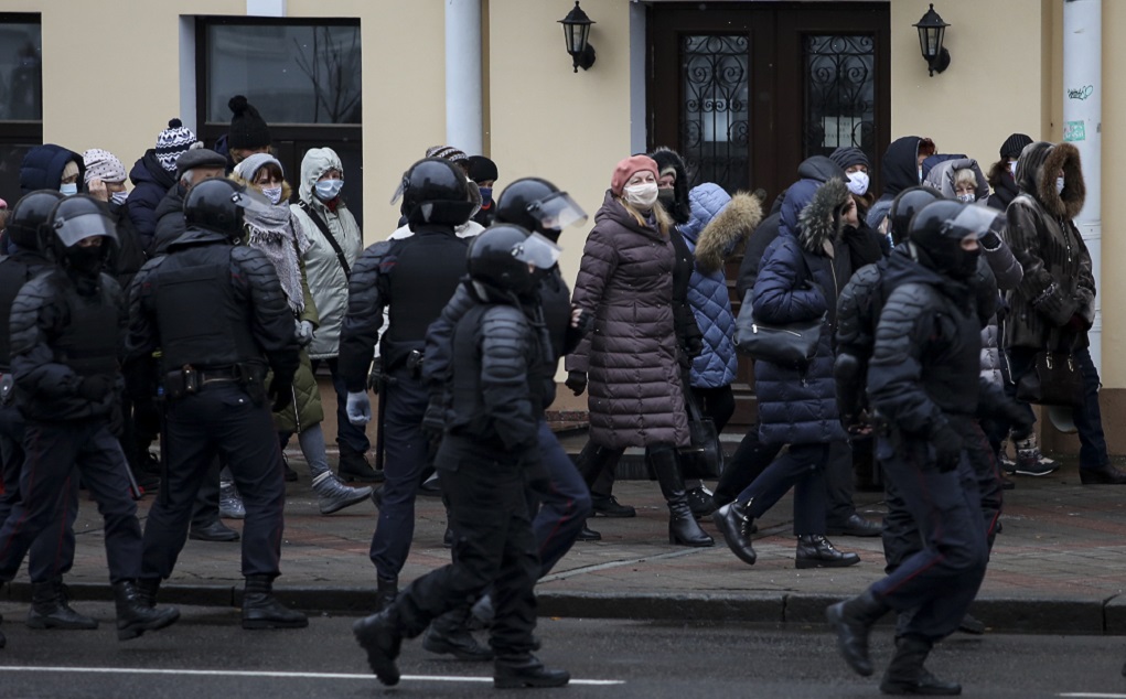Νέες αντικυβερνητικές διαδηλώσεις στη Λευκορωσία -65 συλλήψεις
