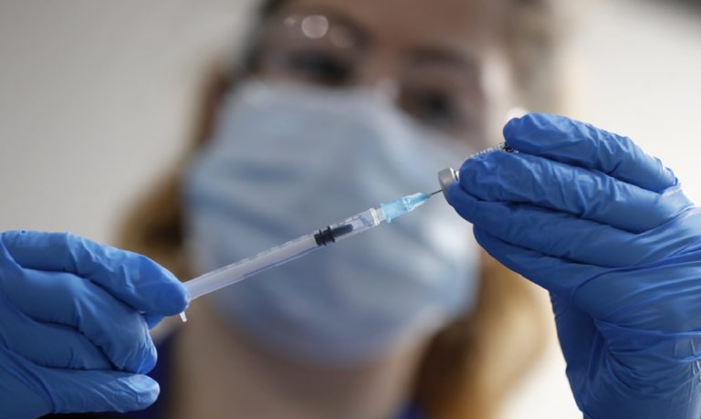 Η Εθνική Αρχή Διαφάνειας θα επιτηρεί τη διαδικασία εμβολιασμού κατά της covid-19