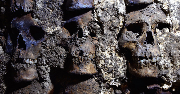 Ανακαλύφθηκε τεράστιος πύργος των Αζτέκων από κρανία στο Μεξικό