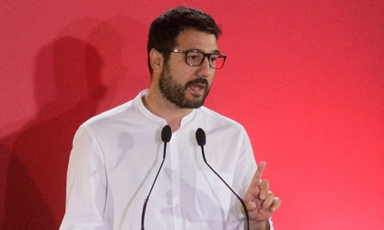 N. Ηλιόπουλος: Εθνικός ψεύτης και διακινητής fake news ο Γιάννης Οικονόμου