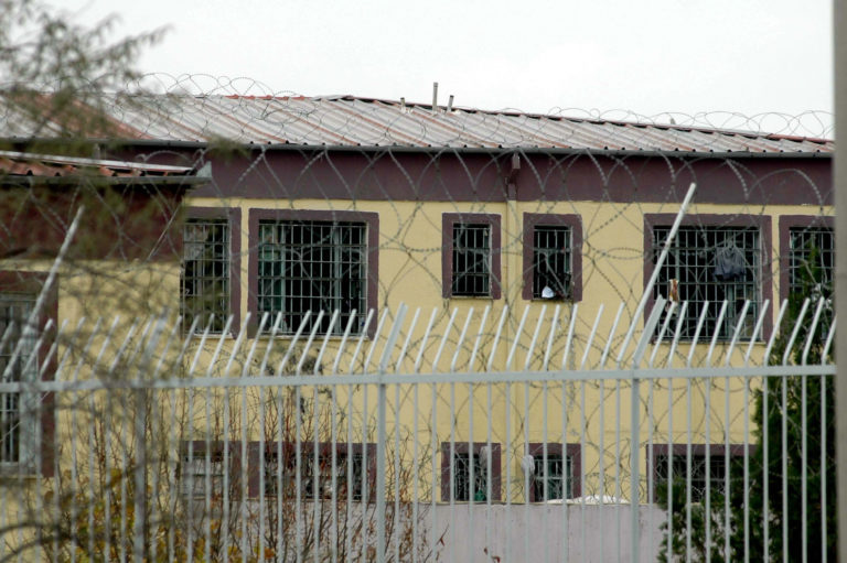 86 κρούσματα συνολικά στις φυλακές της Λάρισας (video)
