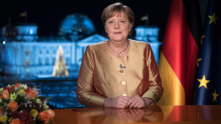 Διάγγελμα Μέρκελ για τη νέα χρονιά: Η Γερμανία έχει μπροστά της μεγάλες δυσκολίες