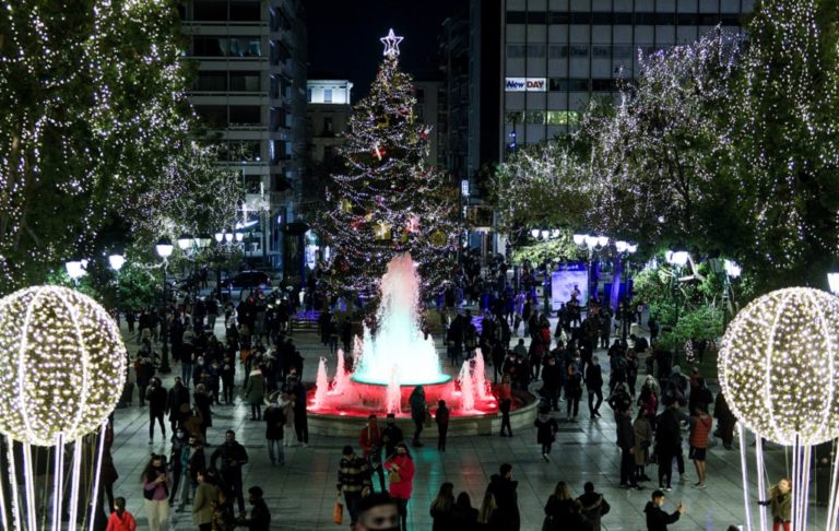 Με σχέδιο και αυστηριοποίηση μέτρων Χριστούγεννα και Πρωτοχρονιά – Με κωδικό “6” οι μετακινήσεις