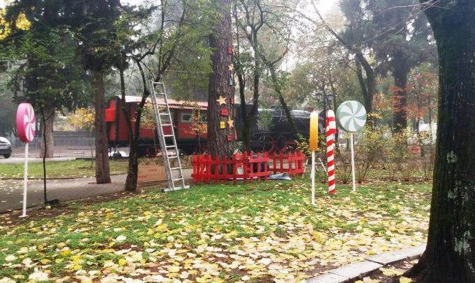 Ξεκίνησε ο χριστουγεννιάτικος στολισμός της Τρίπολης