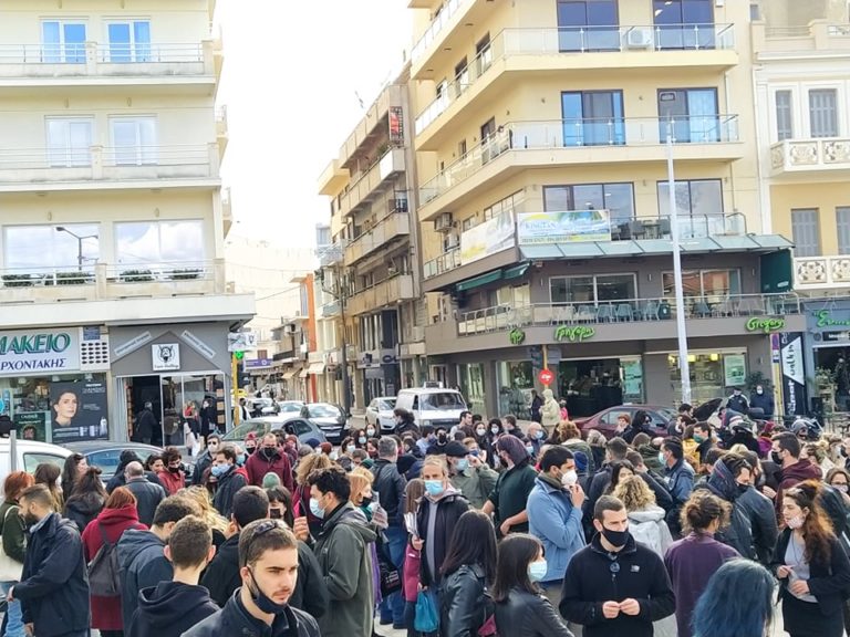 Χανιά: Πανεκπαιδευτικό συλλαλητήριο (φωτο)