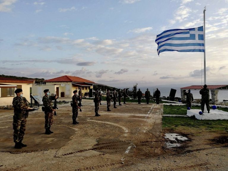 Εξετάζεται 12μηνη θητεία σε όλα τα «όπλα»- Δεν θα ισχύσει υποχρεωτική θητεία στα 18