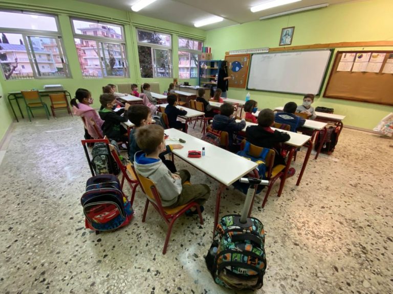 Ηλεία : Χωρίς προβλήματα η επιστροφή μαθητών στα σχολεία