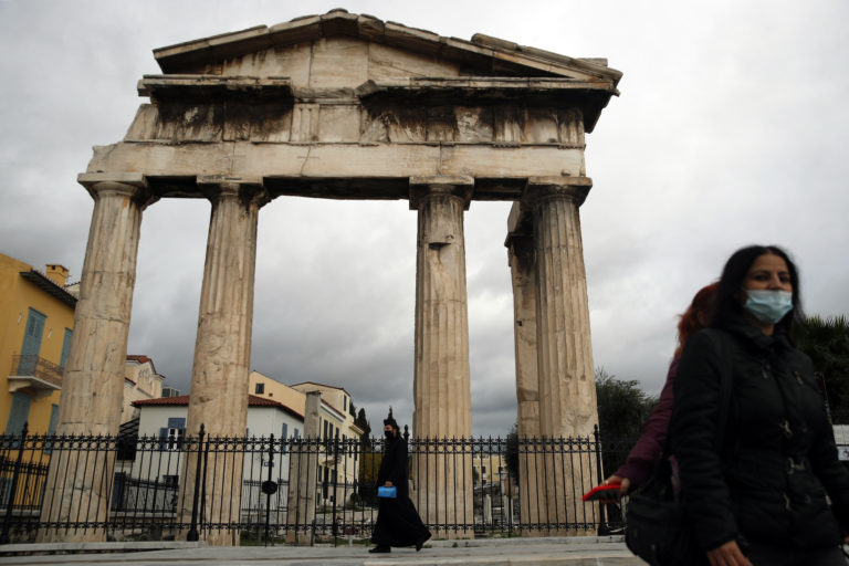 Ένα βήμα πριν τον εμβολιασμό του γενικού πληθυσμού (video)