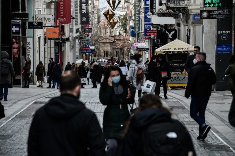 Ποια μέτρα εισηγούνται οι ειδικοί για την Αττική – Τι προτείνουν για Γυμνάσια, Λύκεια & λιανεμπόριο