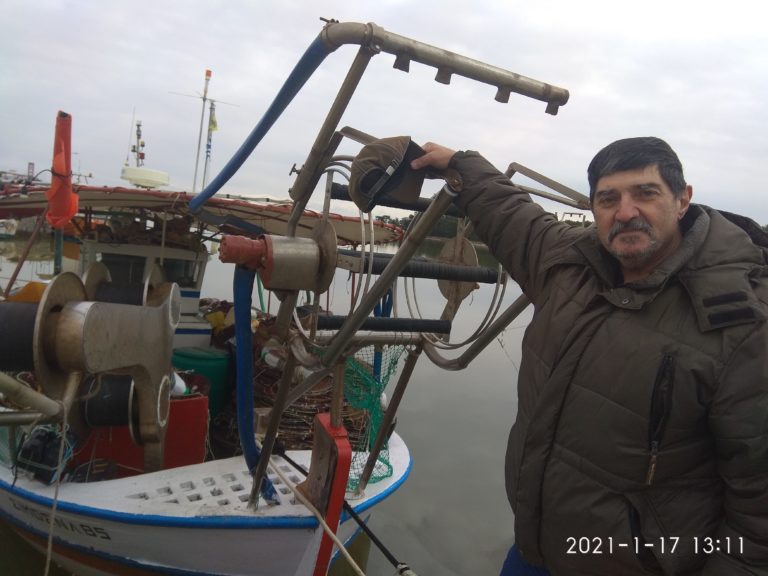 Σίμος Μανασαρίδης: «Χάθηκαν» τα ακριβά ψάρια μαζί και οι πελάτες