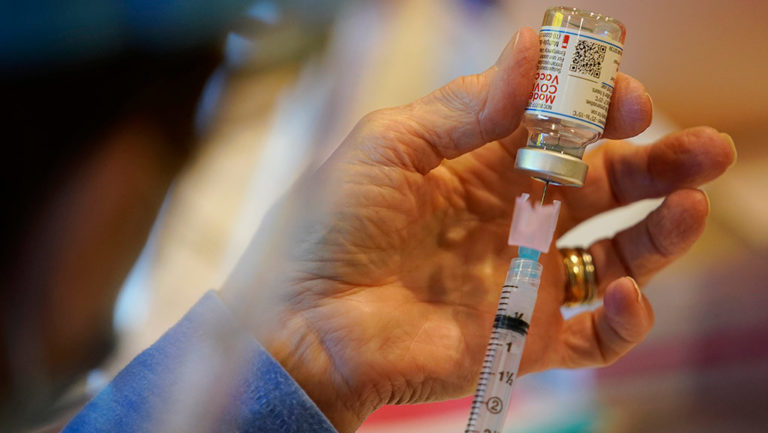 Covid-19: Η Moderna ξεκίνησε κλινικές δοκιμές του εμβολίου της σε χιλιάδες παιδιά