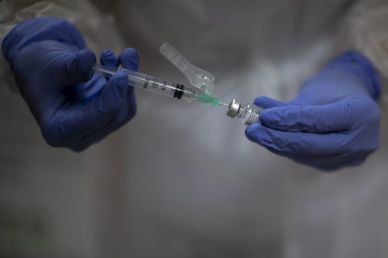 Ελπιδοφόρο ισπανικό εμβόλιο για τον κορονοϊό θα δοκιμαστεί σε ανθρώπους την Άνοιξη