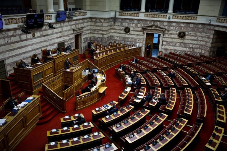Βουλή: Υπερψηφίστηκε με ευρεία πλειοψηφία το σχέδιο νόμου για την απόκτηση των Rafale