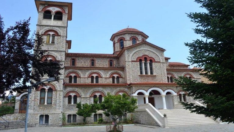 Με τη συμμετοχή 50 πιστών η Λειτουργία για τα Θεοφάνια στην Μητρόπολη Φλώρινας