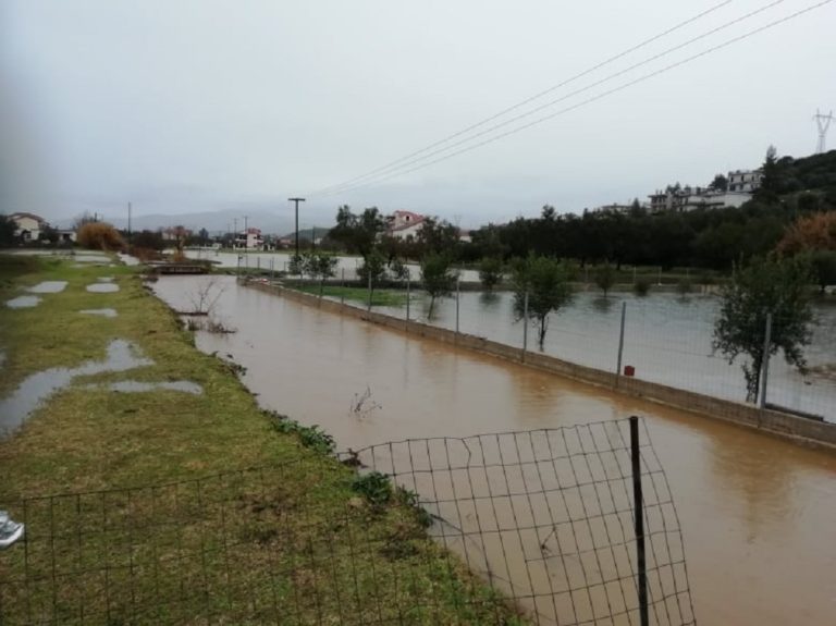 Ήπειρος: Σημαντικές ζημιές σε σπίτια και καλλιέργειες στο Δήμο Ν. Σκουφά