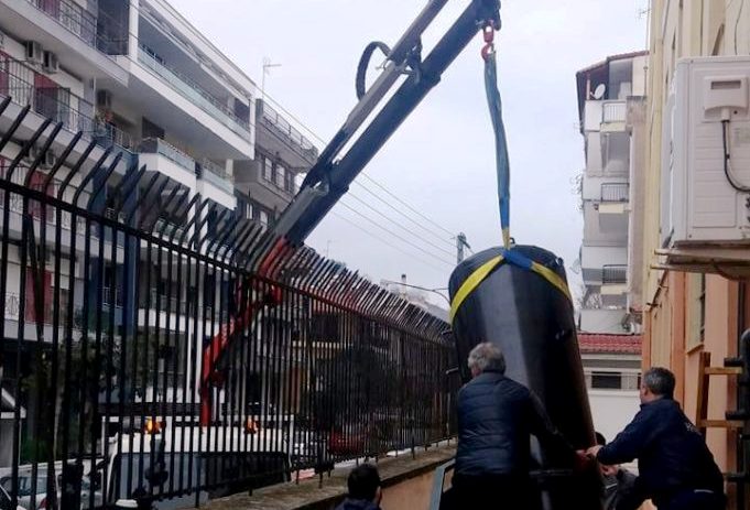 Παραδόθηκε εξοπλισμός από το 1ο Γυμνάσιο στο ΕΕΕΕΚ Σερρών