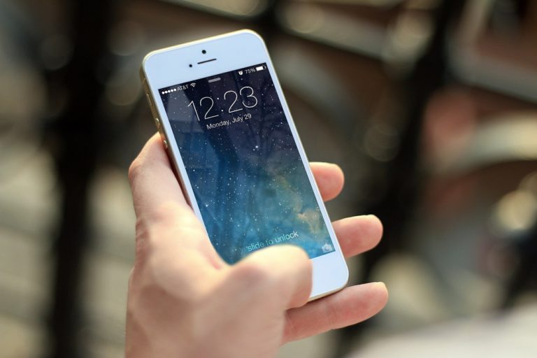 Ιταλία: 48χρονη influencer κατηγορείται για υποκίνηση σε αυτοκτονία κοριτσιού μέσω πλατφόρμας κοινωνικής δικτύωσης