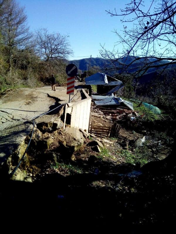 Mεσολόγγι: Μεγάλη κατολίσθηση στο Κεράσοβο