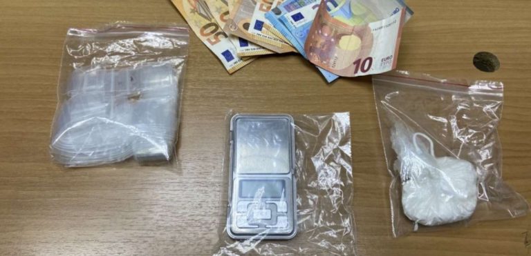 Θεσσαλονίκη: Σύλληψη 30χρονου για κατοχή κοκαΐνης στην Καλαμαριά