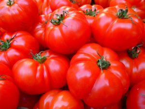 Χανιά: Ερευνητικό έργο για τη ντομάτα στο Μ.Α.Ι.Χ. “NTOMATOMICS”(audio)