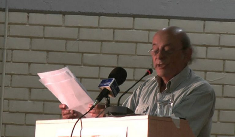 Απεβίωσε ο δημοσιογράφος Θύμιος Παπανικολάου