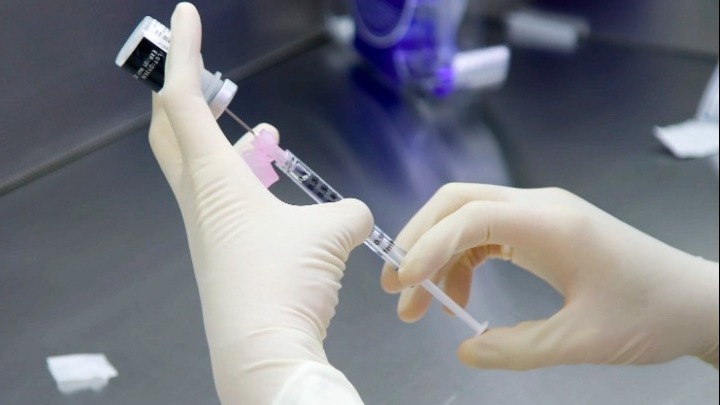 Θεσσαλονίκη: Απεμπλοκή του ΨΝΘ από την εμβολιαστική διαδικασία ζητούν οι ιατροί του