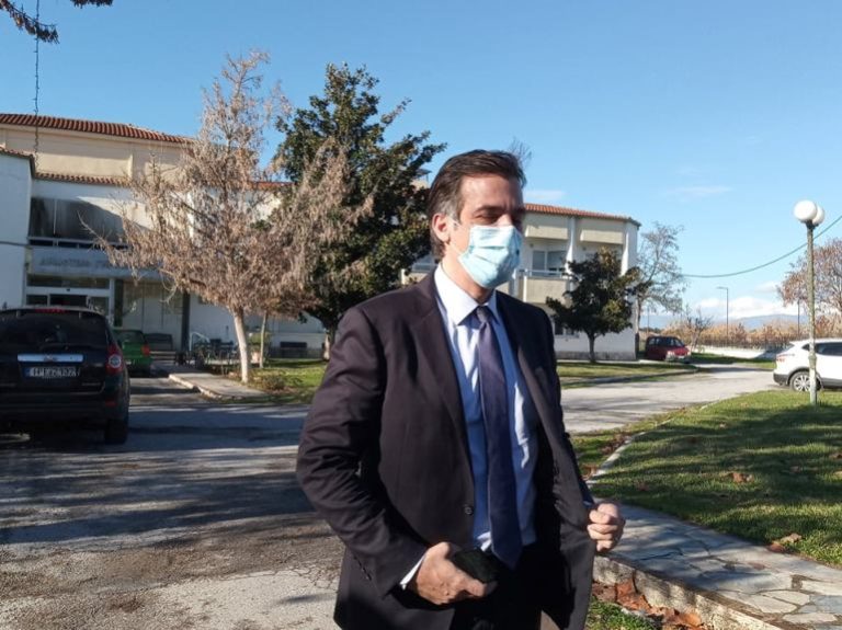 Επίσκεψη Π. Αρκουμανέα στο Δημοτικό Γηροκομείο Λάρισας