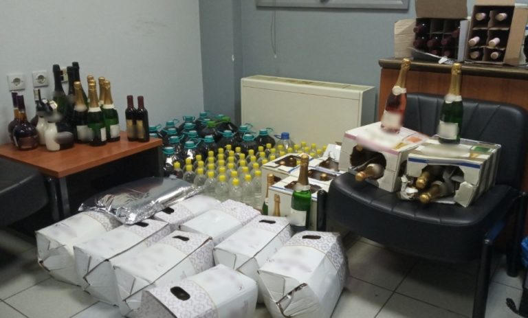 Σέρρες: Μετέφεραν λαθραία ποτά- Τρεις συλλήψεις