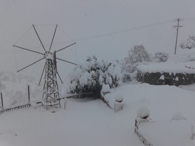 Κρήτη: Χιονισμένα τα βουνά του Λασιθίου
