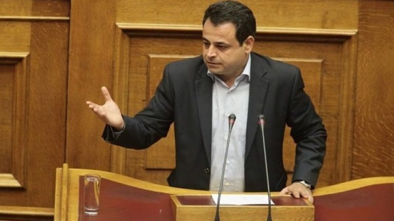 Λύση για όσους  απορρίπτονται από την επιδότηση ανεργίας ζητούν βουλευτές του ΣΥΡΙΖΑ